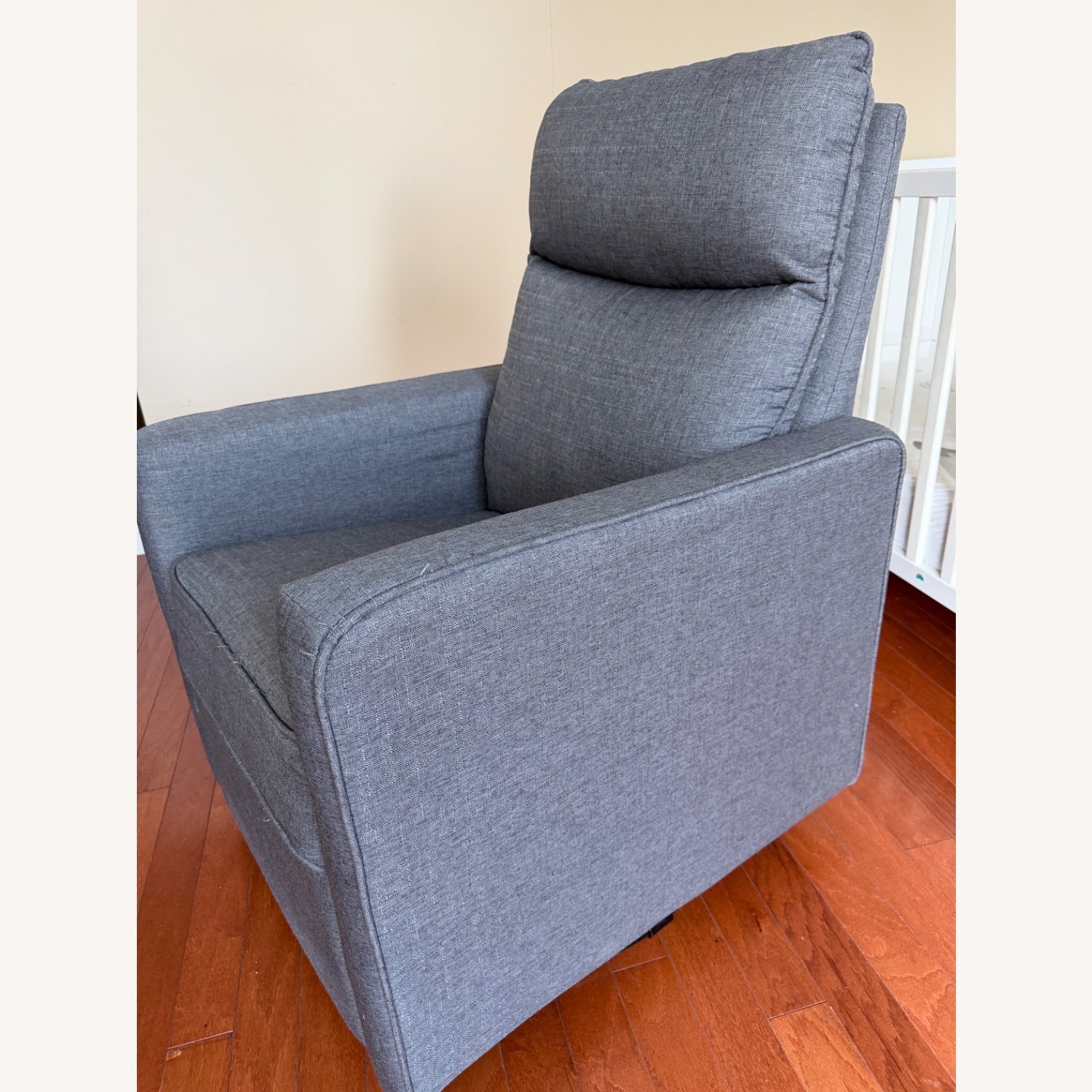 Davinci Light Gray Fabric Nursing Chair - image-2