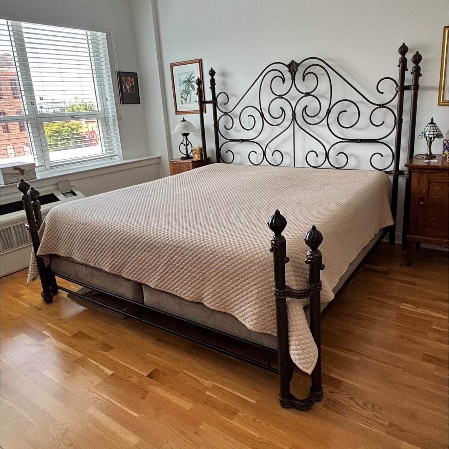 Wesley Allen Aberdeen King Size Iron Bed - image-1
