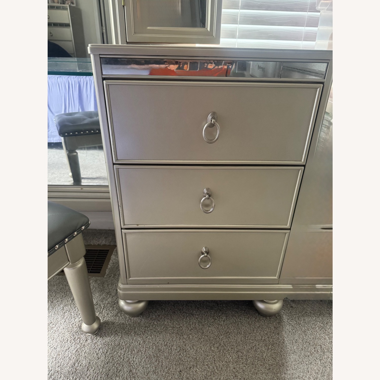 Silver Dresser - image-2