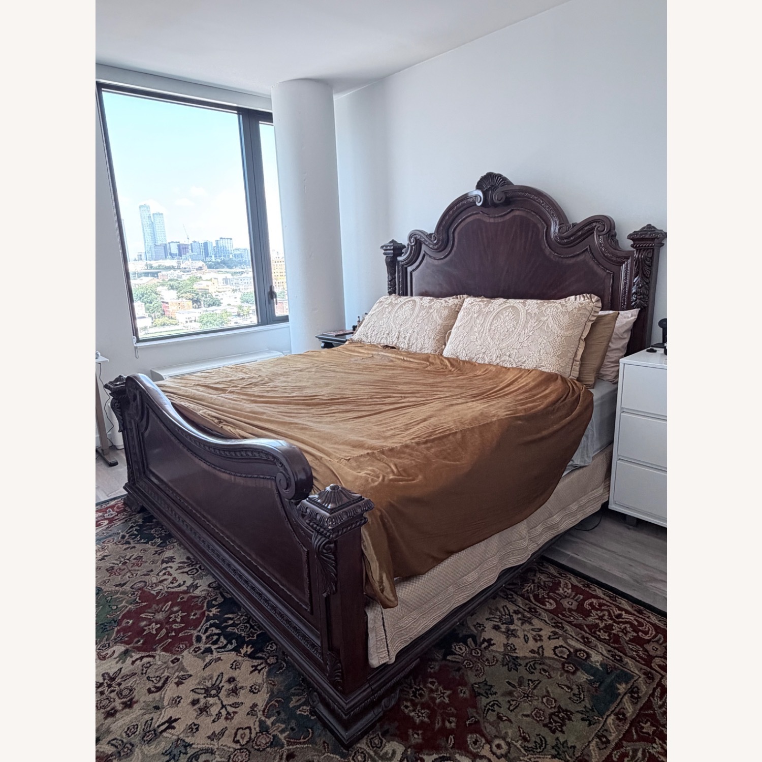 Dark Brown Wood King Bed - image-4