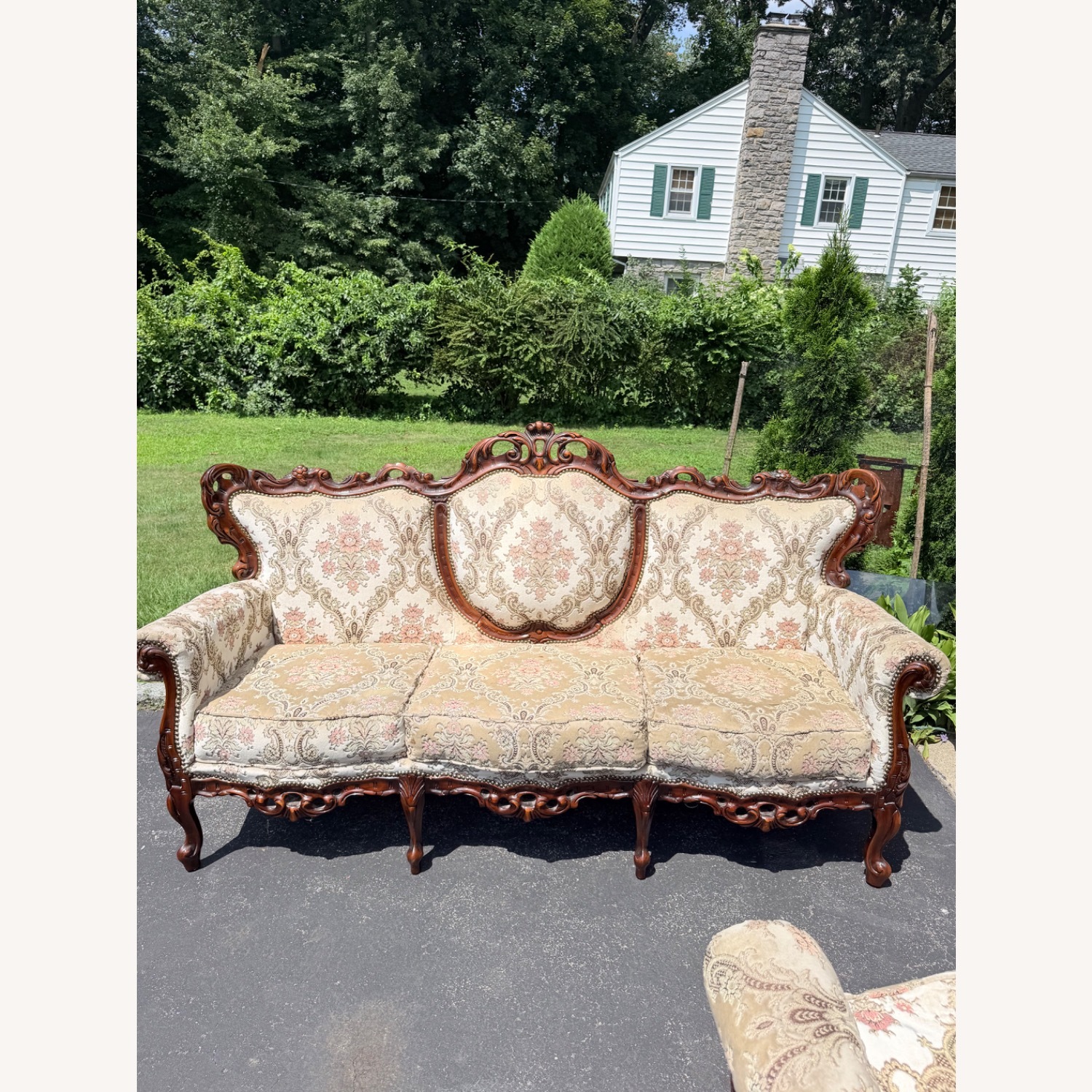 Vintage Sofa - image-3