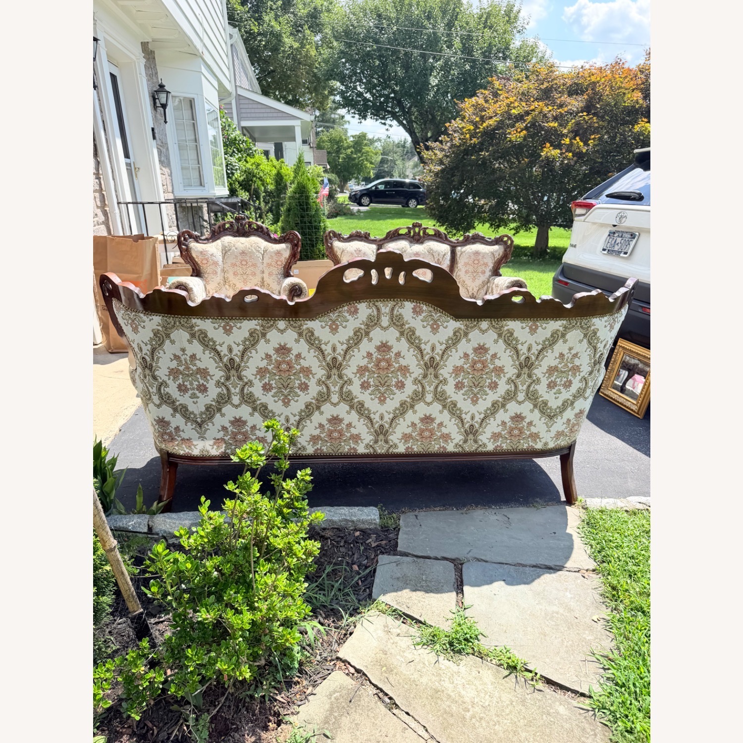 Vintage Sofa - image-1