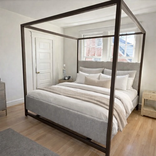 Used Maxalto Alcova King Bed by Antonio Citterio for sale on AptDeco
