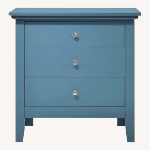 Used Glory Furniture Hammond 3-Drawer Nightstands for sale on AptDeco