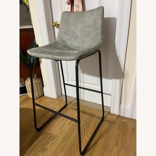Used Light Gray Metal Stools for sale on AptDeco