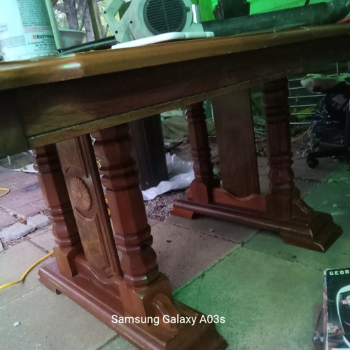 Used Dining Table Sits 6 for sale on AptDeco