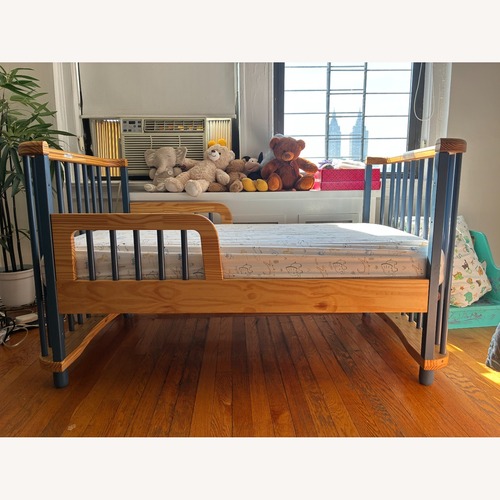 Used Nestig Convertible Crib / Toddler Bed for sale on AptDeco