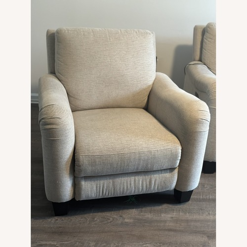 Used Raymour & Flanigan Dillon Natural Fabric Recliner for sale on AptDeco