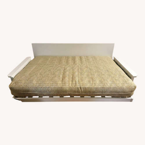 Used White Wood Daybed for sale on AptDeco