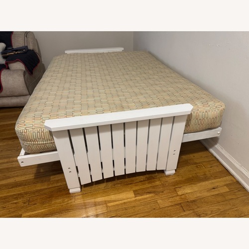 Used White Wood Daybed for sale on AptDeco