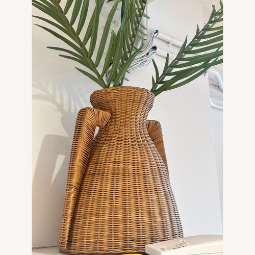 Used CB2 Luana Woven Natural Vase Medium for sale on AptDeco