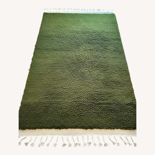 Used White and Green Geometric Pattern Square Rug for sale on AptDeco
