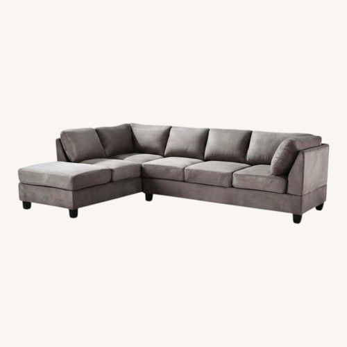 Used Raymour & Flanigan Malone Light Gray 2 Piece Sectional for sale on AptDeco