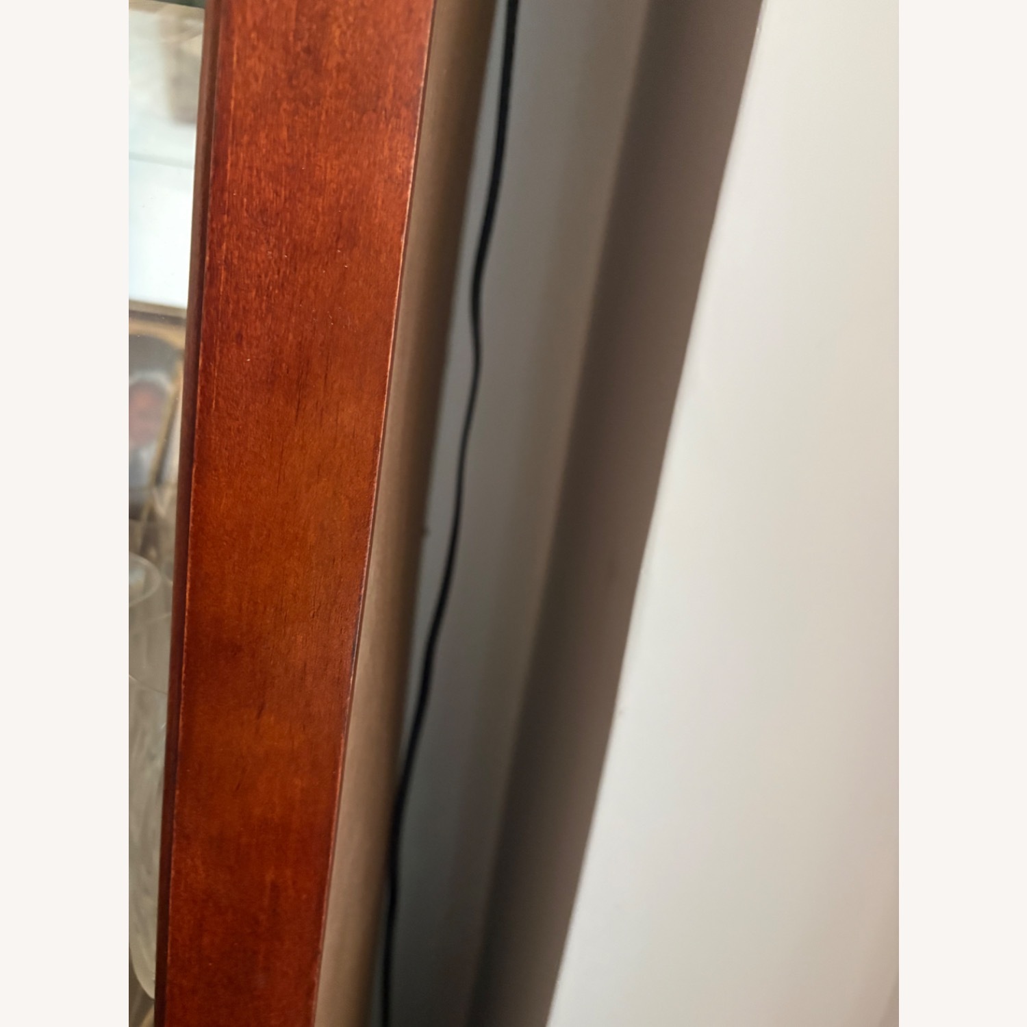 Pulaski Rounded Corner Curio Cabinet - image-13