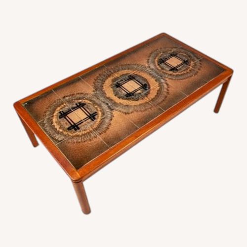 Used Vintage/Antique Natural Wood Coffee Table for sale on AptDeco