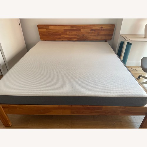 Used Wakefit Swirl Solid Wood King Size for sale on AptDeco