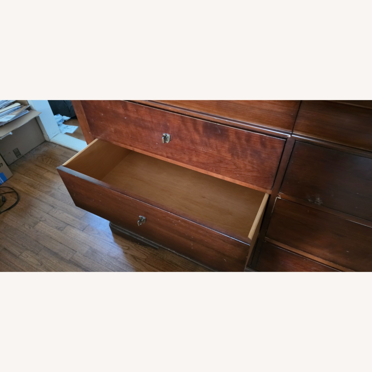 Sectional Couch - image-3