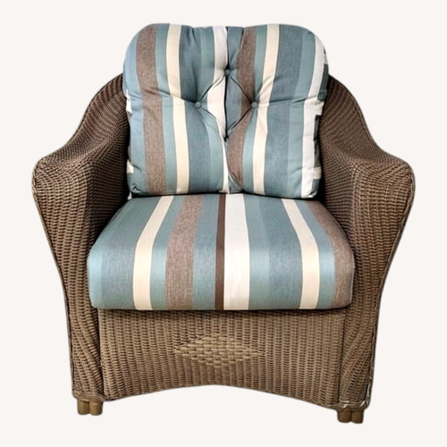 Used Lloyd Flanders Grand Traverse Outdoor Lounge Chair for sale on AptDeco