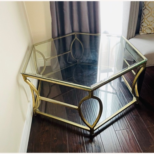 Used Z Gallerie Transparent Glass Coffee Table for sale on AptDeco