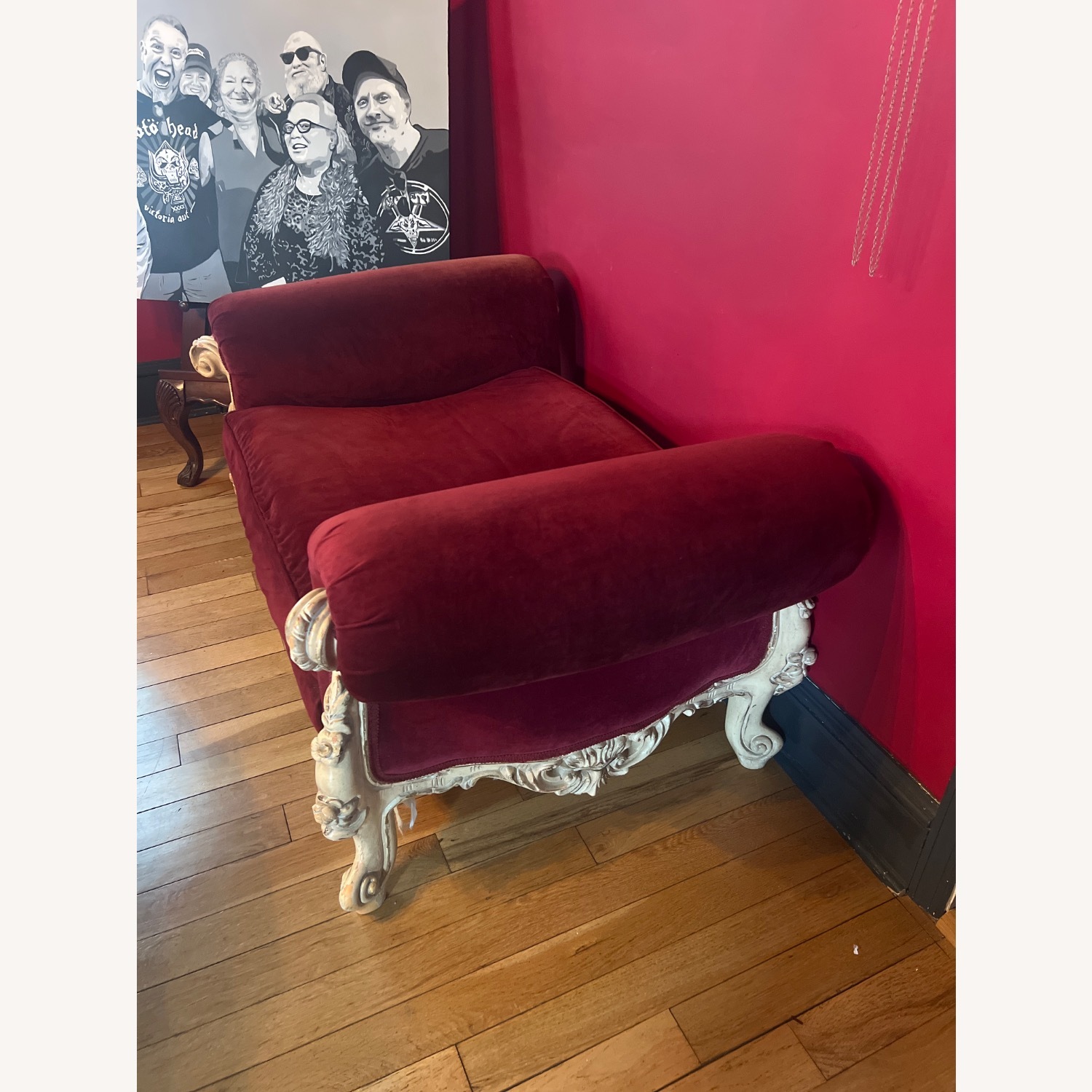 Vintage/Antique Finds Bench - image-2