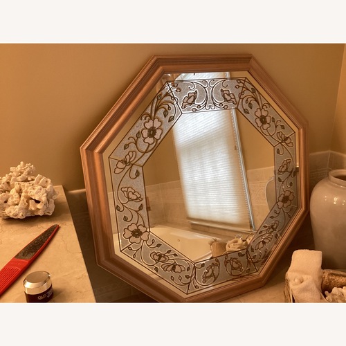 Used Vintage Windsor Art Products Octagonal Mirror  for sale on AptDeco