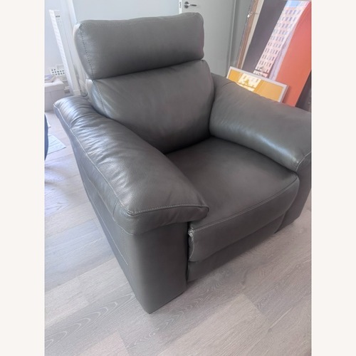 Used Natuzzi Editions Estremo Power Reclining Armchair for sale on AptDeco
