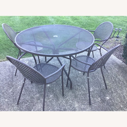 Used EMU Cambi 48-Inch Round Steel Outdoor Dining Table for sale on AptDeco