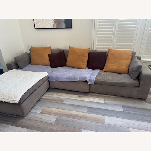Used Sectional Sofa for sale on AptDeco