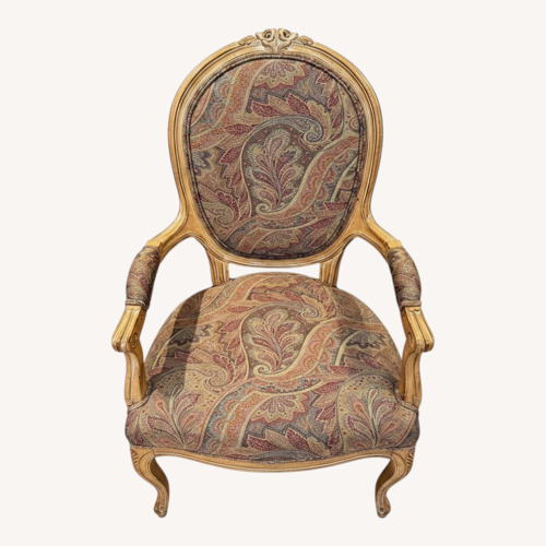 Used Set of 8 French-Style Dining Chairs for sale on AptDeco