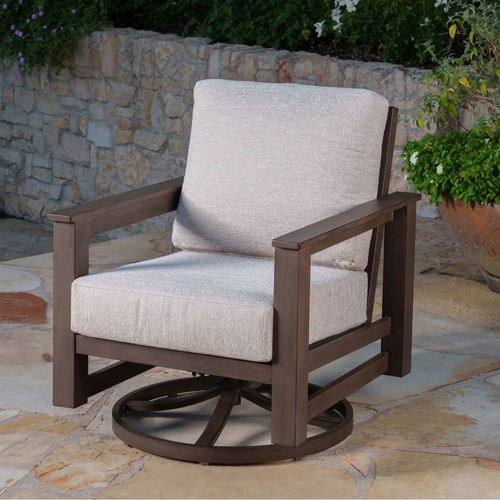 Used SunVilla Royce 4-piece Fire Outdoor Patio Seating Set for sale on AptDeco