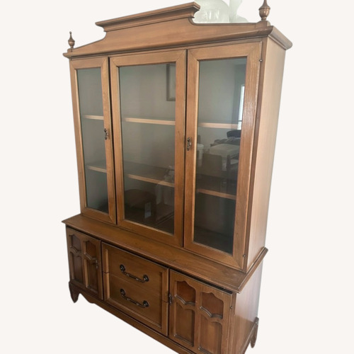Used Vintage Late 50-60’s Dining Room Set for sale on AptDeco