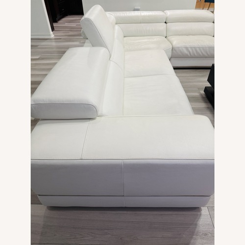 Used Zuri Wynn Sectional for sale on AptDeco