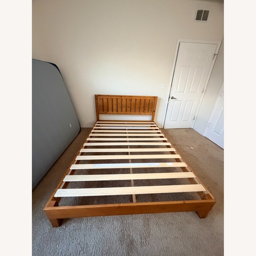 Used Amazon Zinus Alexis Queen Bed Frame for sale on AptDeco