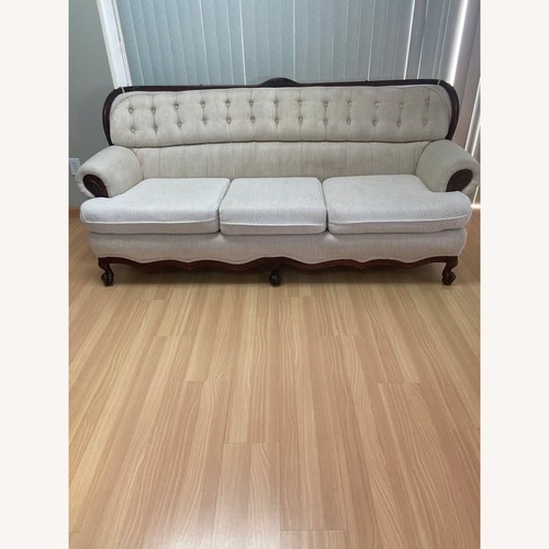 Used Vintage/Antique 3+ Seater Sofa for sale on AptDeco