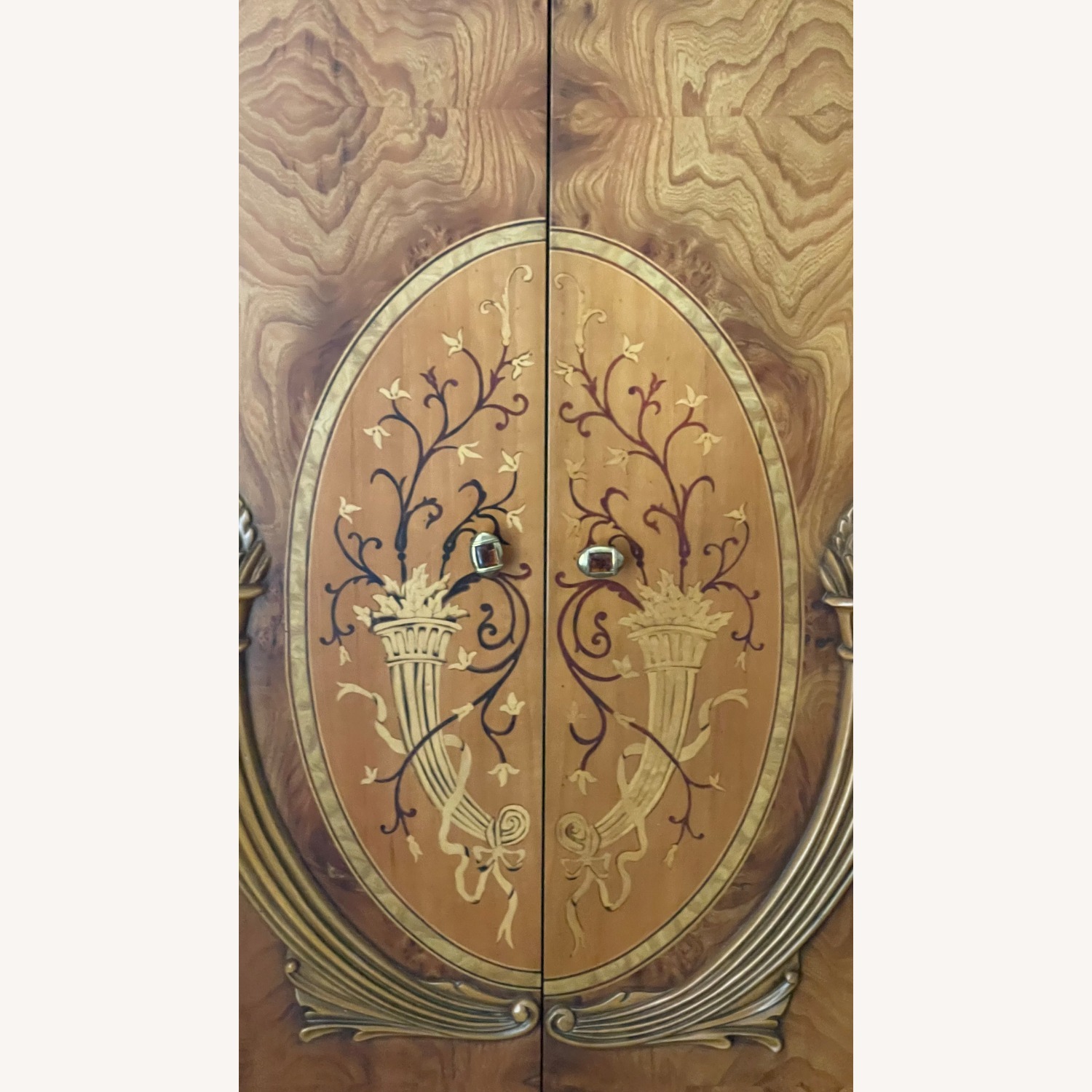 Wardrobes - image-2