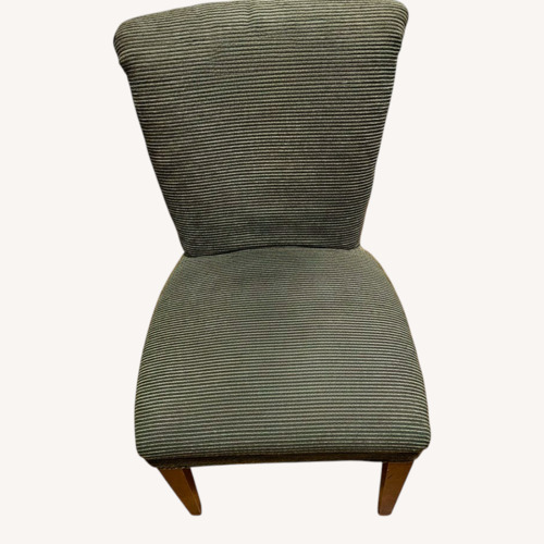 Used Comfortable Dining Chairs for sale on AptDeco
