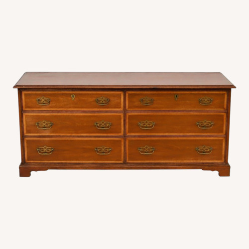 Used Vintage Henredon Georgian-Style Mahogany Dresser for sale on AptDeco