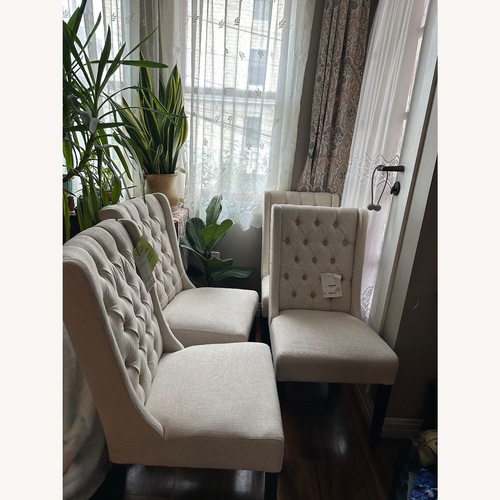 Used Set of 4 Lara Dining Chairs for sale on AptDeco