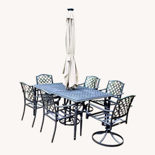Used Black Metal Patio Furniture for sale on AptDeco