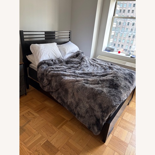 Used Concorde Full Bed  for sale on AptDeco