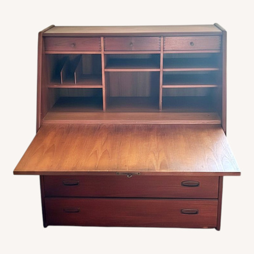 Used Vintage/Antique Natural Wood Desk for sale on AptDeco