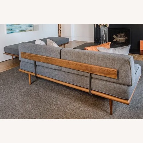 Used Herman Miller Nelson Daybed Standard for sale on AptDeco