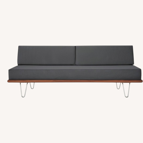 Used Herman Miller Nelson Daybed Standard for sale on AptDeco