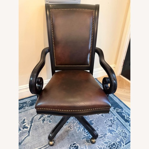 Used Hooker Telluride Executive Office Chair for sale on AptDeco