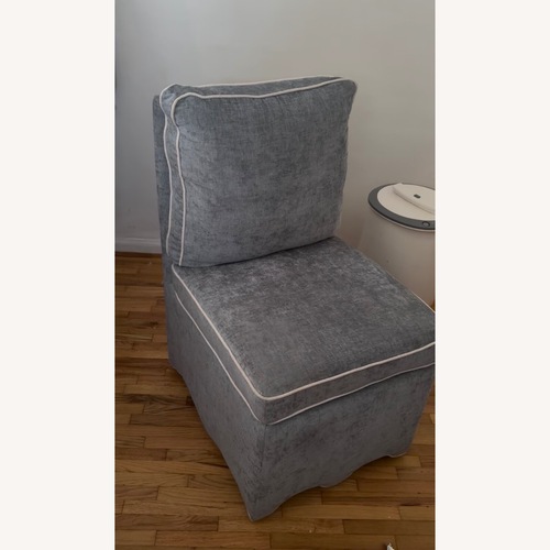 Used Guest Chair for sale on AptDeco
