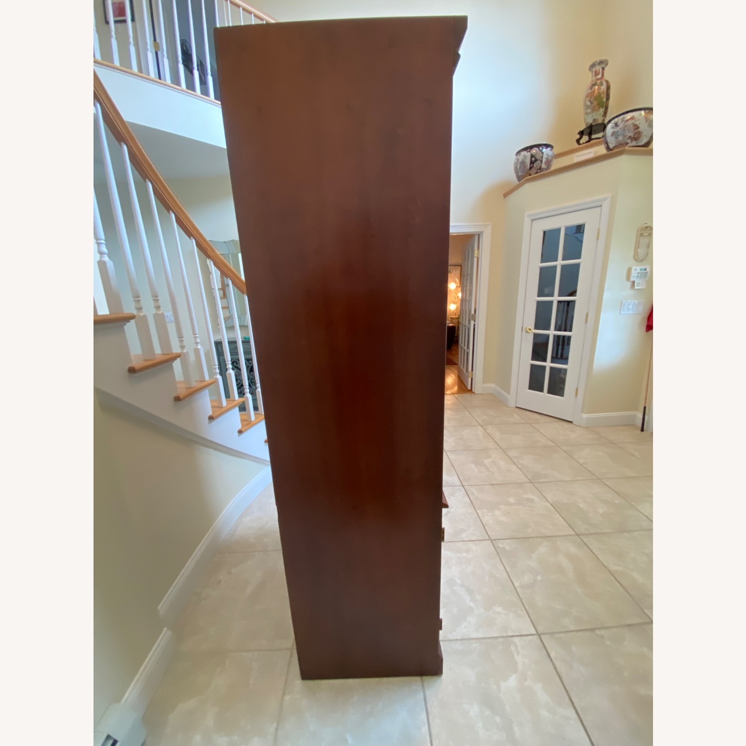 Queen Ann Style Solid Wood Entertainment Armoire - image-6