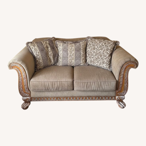 Used Natural Fabric 2 Seater Sofas for sale on AptDeco