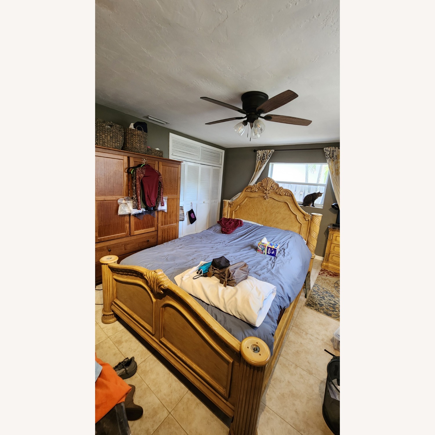 4 Pillar Queen Bed Frame - image-3