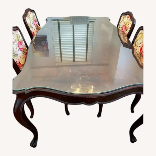 Used Classic Henredon Dining Table for sale on AptDeco