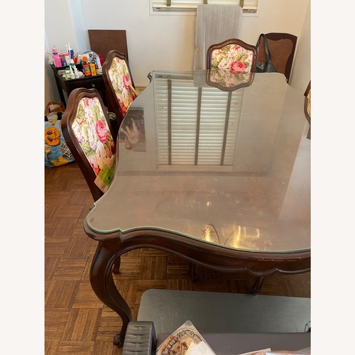 Used Classic Henredon Dining Table for sale on AptDeco
